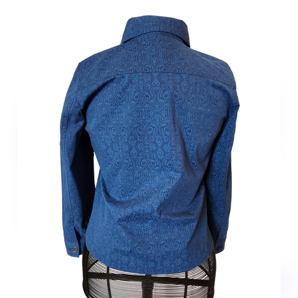 CHICO'S size1cotton/spandex blend jacket. Beautiful design in shades of … - Picture 2 of 4